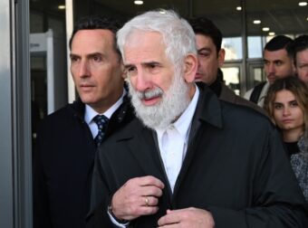 Δίκη Φιλιππίδη: Αναβολή ζητά η πλευρά του ηθοποιού – “Η αμεροληψία του δικαστηρίου είναι λαβωμένη”