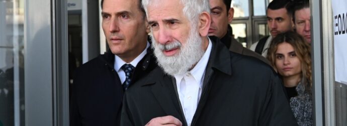 Δίκη Φιλιππίδη: Αναβολή ζητά η πλευρά του ηθοποιού – “Η αμεροληψία του δικαστηρίου είναι λαβωμένη”