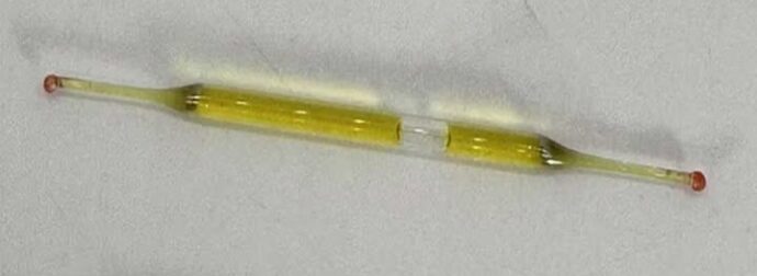 Τι είναι αυτό; Το βρήκα κάτω από τον νιπτήρα ου μπάνιου κατά τη διάρκεια της ανακαίνισης