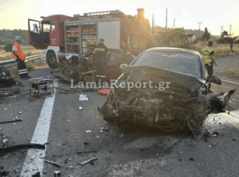 Οικογενειακή τραγωδία στη Θήβα: Σκοτώθηκε ζευγάρι μετά από σφοδρή σύγκρουση δύο ΙΧ