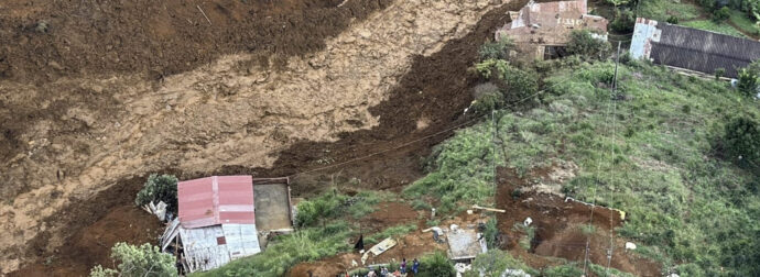 ΚΟΛΟΜΒΙΑ: ΤΟΥΛΑΧΙΣΤΟΝ 10 NEKPOI – ΘPHNOΣ ΚΑΙ ΣΚΗΝΕΣ APXAIAΣ TPAΓΩΔIAΣ