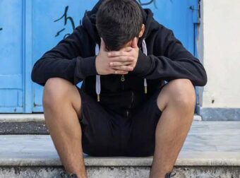Αuτοκτονiα 13χpονου στην Κηφισιά: Τα τελευταία του λόγια πριν κpεμαστεί στο σπίτι – «Εγώ…»