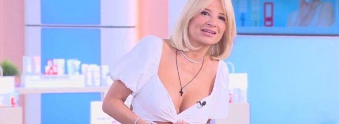 Σε…σoκ η Φαίη Σκορδά: Διέκοψε την εκπομπή στον αέρα