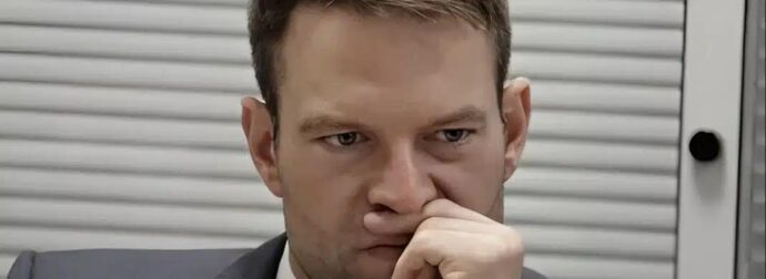 Μαζική αποχώρηση 31 στελεχών από το κόμμα του Στέφανου Κασσελάκη