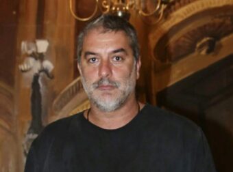 Όλοι νομίζαμε ότι είναι πολύ μικρότερος: Ο Βασίλης Μπισμπίκης αποκάλυψε για 1η φορά την ηλικία του Γεράσιμου Μιχελή, δεν του φαινόταν καθόλου