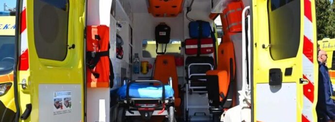 Κεφαλονιά: Θλίψη για τον ιερέα που καταπλακώθηκε από οικοδομικά υλικά