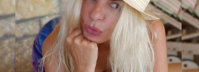 Η Αννίτα ποζάρει με μπικίνι στις διακοπές-Το «πριν και το μετά» της Πάνια που ψάρωσε τους followers