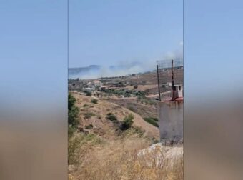 Καίγονται σπίτια από τη φωτιά – Δεκάδες οι απεγκλωβισμοί