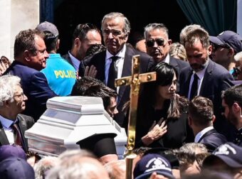 Ανατριχίλα: Το ηχητικό ντοκουμέντο από τον σπαρακτικό επικήδειο του Αντώνη Σαμαρά για την κόρη του