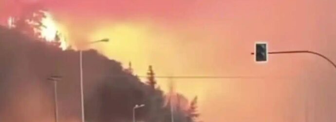 Η ΕΛΛΑΔΑ ΚΑΙΓΕΤΑΙ – ΕΡΧΕΤΑΙ ΕΦΙΑΛΤΙΚΗ ΝΥΧΤΑ – ΑΥΤΕΣ ΕΙΝΑΙ ΟΙ ΠΕΡΙΟΧΕΣ ΠΟΥ ΑΓΡΙΕΥΕΙ Η ΦΩΤΙΑ