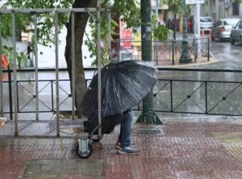 Καιρός: Αρχίζουν οι βροχές – Πότε αναμένεται η πρώτη κακοκαιρία στην Ελλάδα