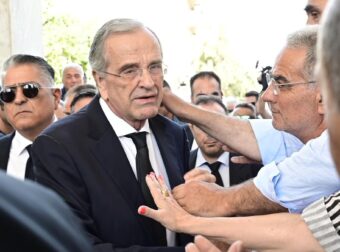 Έρχεται το κόμμα του Αντώνη Σαμαρά λίγο μετά τον θάνατο της κόρης του, Λένας