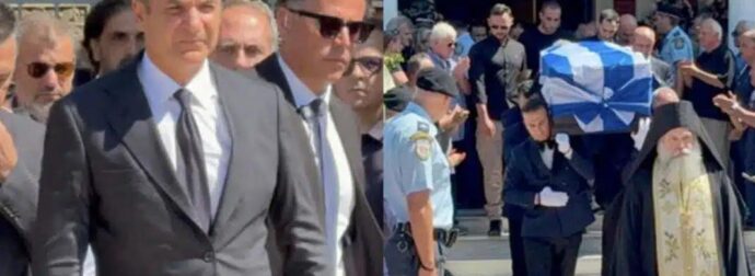 «Έφυγε το καλύτερο παιδί» – Συγκινεί ο επικήδειος του Μητσοτάκη για τον Απόστολο Βεσυρόπουλο