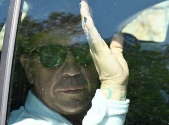 Γιώργος Μαζωνάκης: Μόλις το αποκάλυψε η αδερφή του για την οικογενειακή κόντρα – «Εμείς τον Γιώργο…»