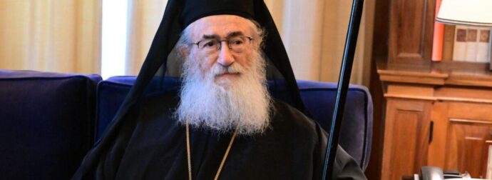 Έκτακτη είδηση για τον Αρχιεπίσκοπο – Παύεται από τα καθήκοντα του