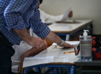 Εθνικό Απολυτήριο: Καταργούνται οι Πανελλήνιες το 2029 – Πώς θα μπαίνουν οι μαθητές στα πανεπιστήμια