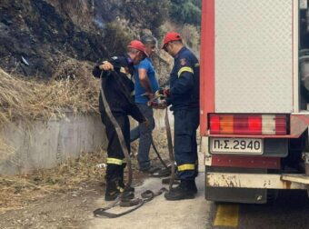 ΦΩΤΙΑ ΤΩΡΑ στην Αττική – Κινδυνεύει οινοποιείο