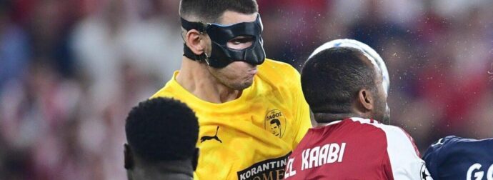 Champions League: Γιατί ο τερματοφύλακας της Πάφου Νεόφυτος Μιχαήλ φοράει μάσκα