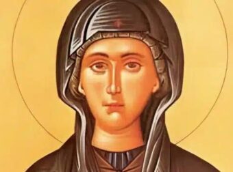 Εορτολόγιο 25 Σεπτεμβρίου: Μεγάλη γιορτή σήμερα – Η Αγία που έζησε 38 χρόνια σε αντρικό μοναστήρι υποδυόμενη τον άντρα – Σε ποιους λέμε «Χρόνια Πολλά»