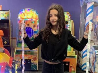 Σοκ: Πέθανε 14χρονη μετά από πλαστική επέμβαση σε στήθη και γλουτούς – Τη χειρούργησε ο φίλος της μητέρας της