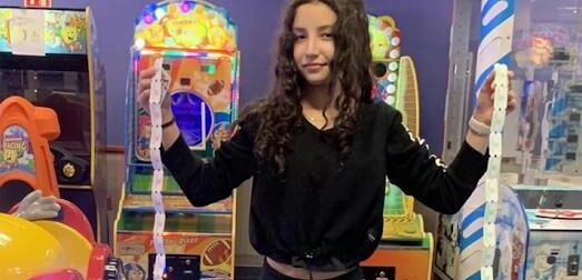 Σοκ: Πέθανε 14χρονη μετά από πλαστική επέμβαση σε στήθη και γλουτούς – Τη χειρούργησε ο φίλος της μητέρας της