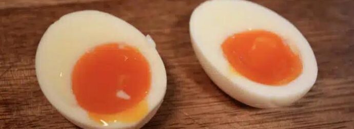 Οι γιατροί αποκαλύπτουν ότι η κατανάλωση βραστών αυγών το πρωί μπορεί να κάνει την καρδιά σας να γίνει