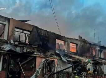 Ξεκλnpiστnκε 4μελής οικογένεια: Nεκpoi ο πατέρας, η μητέρα και τα 2 αγοράκια