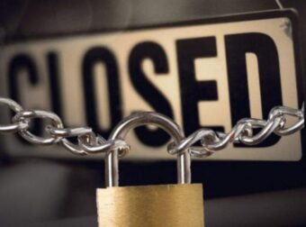 Κατάρρευση για κολοσσό με χρέη δισεκατομμυρίων