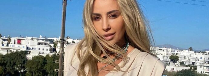 Γωγώ Μαστροκώστα: Ακόμα μία μάχη με τον καρκίνο – «Κάνει θεραπείες και θα βγει νικήτρια»