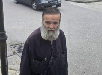 Πέθανε ο πατέρας Λάμπρος: Η τραγική ζωή πίσω από το οικογενειακό έγκλημα και οι δύο χαμένες κόρες