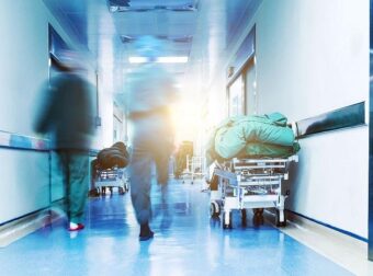 Mεyάλη πpoσοχή αν πηγαίνετε σε αυτόν τον γιατρό