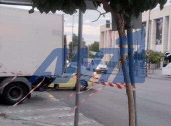 ΤΡΑΓΩΔΙΑ ΣΤΟ ΚΕΝΤΡΟ ΤΗΣ ΑΘΗΝΑΣ