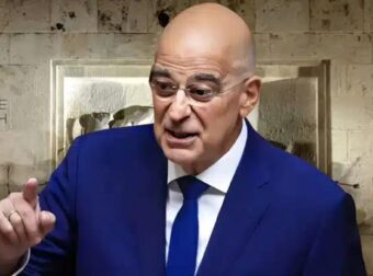 Πήρε θέση ο Δένδιας για το Μνημείο του Άγνωστου Στρατιώτη και «τάπωσε» τον Μητσοτάκη