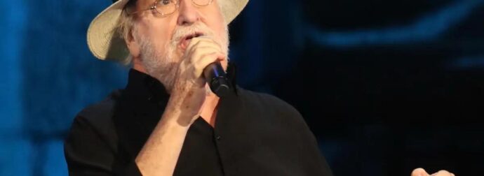 Μαθεύτηκε μια μέρα πριν την κηδεία του: Οι τελευταίες στιγμές του Διονύση Σαββόπουλου και η επιθυμία που δεν ολοκλήρωσε