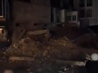 Σεισμός στην Τουρκία: Έπεσαν κτίρια και δεν υπάρχει ρεύμα – Δείτε συγκλονιστικά βίντεο