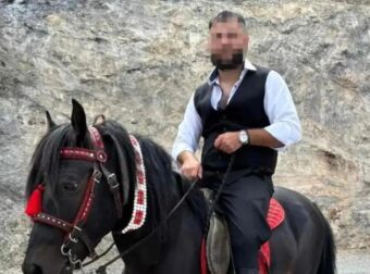 Ξεσπά η χήρα – Αποκαλύπτει το μυστικό που καίει όλο το χωριό