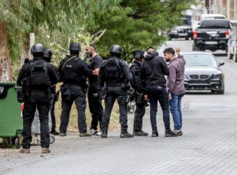 Ανείπωτη Τραγωδία στη χώρα μας: Βαπτίστηκαν τα τρια παιδιά του νεκρού 39χρονου για να μπορέσουν να τον κηδέψουν