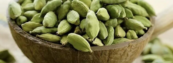 Το ισχυρό μπαχαρικό που ρυθμίζει φυσικά το σάκχαρο, τα τριγλυκερίδια και τη χοληστερόλη