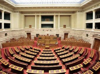 Ανακοίνωση-σοκ από γνωστό Έλληνα πολιτικό – Διαγνώστηκε με επιθετικό καρκίνο, «ο αποχαιρετισμός είναι κοντά»