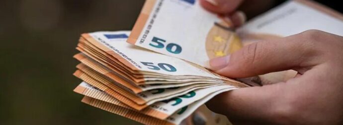 Tέλoς το EKTAKTO βοήθημα για χιλιάδες νοικοκυριά