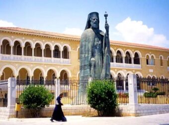 Νέο επίδομα για βάφτιση: Πώς να κάνεις αίτηση – Πότε μπαίνει στους λογαριασμούς