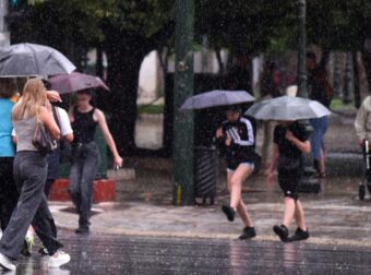 ΠΡΟΣΟΧΗ! Καταιγίδες-σοκ τις επόμενες ώρες – Μην βγείτε από το σπίτι!