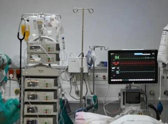 ΕΚΤΑΚΤΟ ΤΩΡΑ: ΤΡΑΓΩΔΙΑ ΣΤΗ ΓΛΥΦΑΔΑ