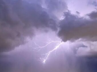 EKTAKTO: Ισχυρή χαλαζόπτωση ΤΩΡΑ – Μεγάλες καταστροφές