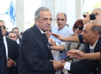 Νέος θpήvος για Αντώνη Σαμαρά