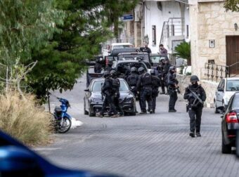 ΣΟΚ: ΤΟΝ ΣΥΝΕΛΑΒΑΝ ΤΩΡΑ ΣΤΑ ΒΟΡΙΖΙΑ