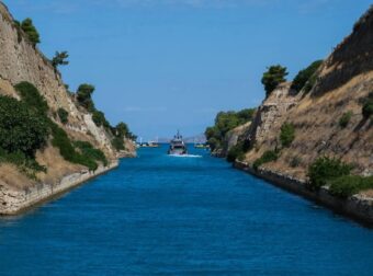 ΘΡΙΛΕΡ ΣΤΗ ΔΙΩΡΥΓΑ ΤΗΣ ΚΟΡΙΝΘΟΥ