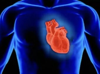 Τα 2 σnμάδια όταν περπατάτε που δείχνουν ότι η καρδıά σας κıνδυνεύει