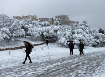 Έρχονται χιόνια ΤΩΡΑ: Η ΕΜΥ «κλείδωσε» την πρώτη «άσπρη μέρα»