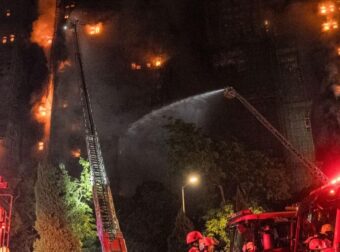 ΕΚΤΑΚΤΟ : Ξέσπασε ανεξέλεγκτη φωτιά σε ουρανοξύστες – Τουλάχιστον 13 νεκροί μέχρι τώρα